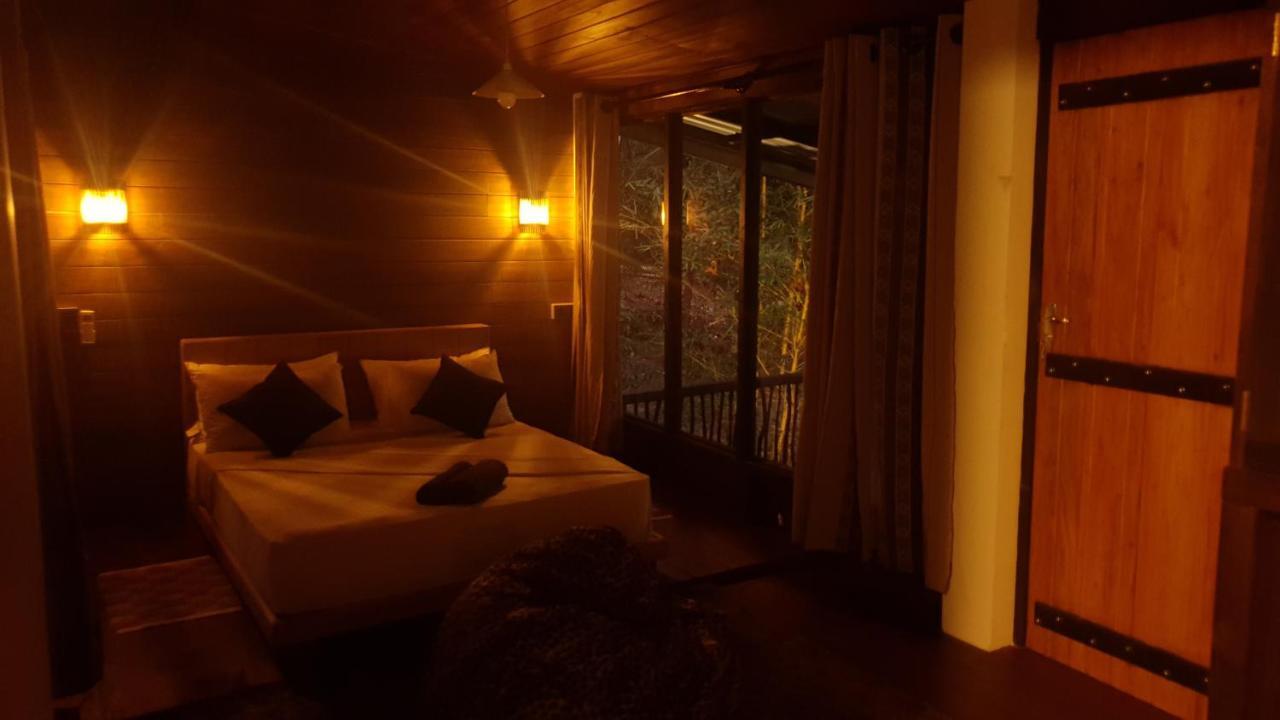 Sinharaja Forest Edge Денияйя